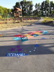 Детская игровая площадка в спортивном центре. Выполнила команда художников Clever_Art54